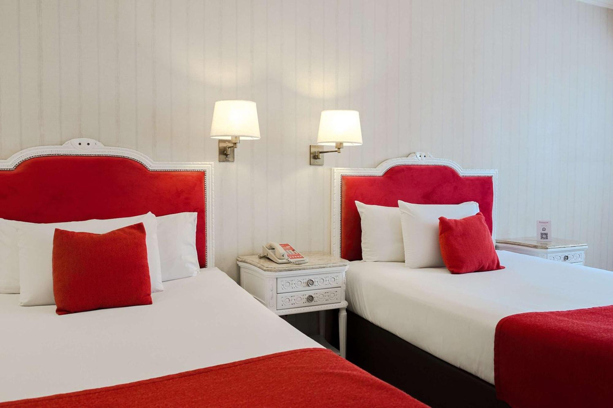 Bed and breakfast Ramada By Wyndham Buenos Aires Centro Extérieur photo