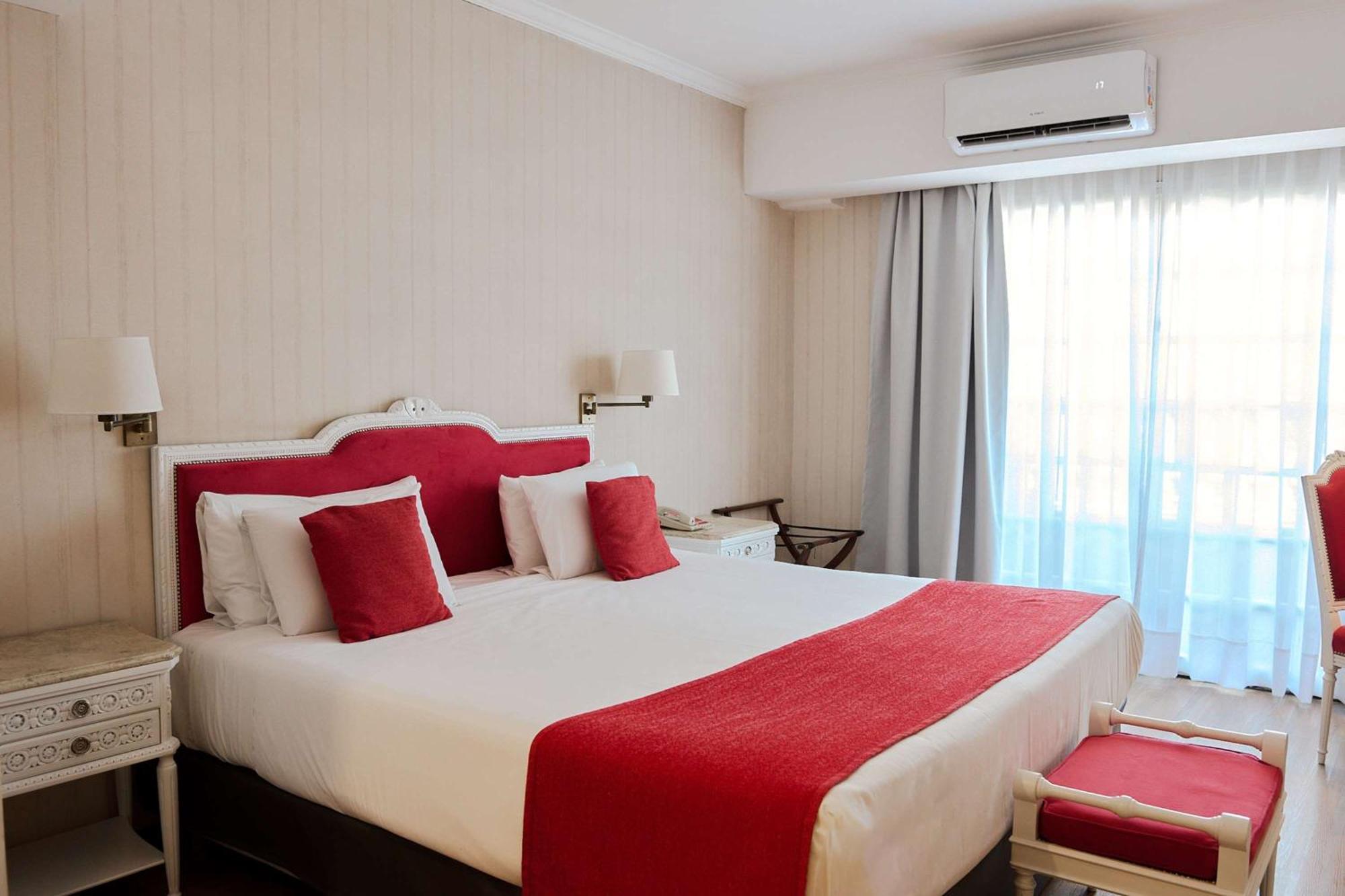 Bed and breakfast Ramada By Wyndham Buenos Aires Centro Extérieur photo